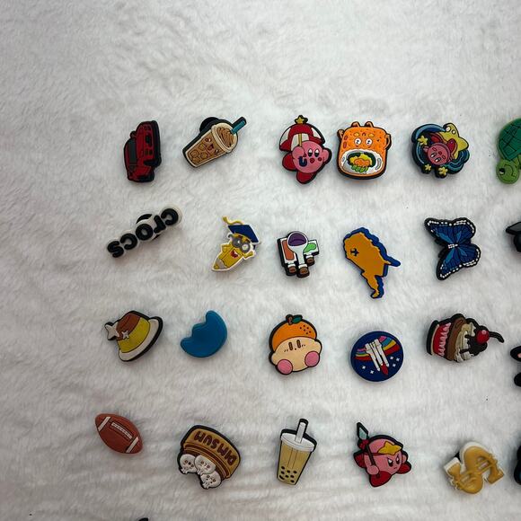 59 Jibbitz by Crocs Multi Themes, Coffee, Boba Tea, Beach, Mario Bros, Sweets - Picture 3 of 5